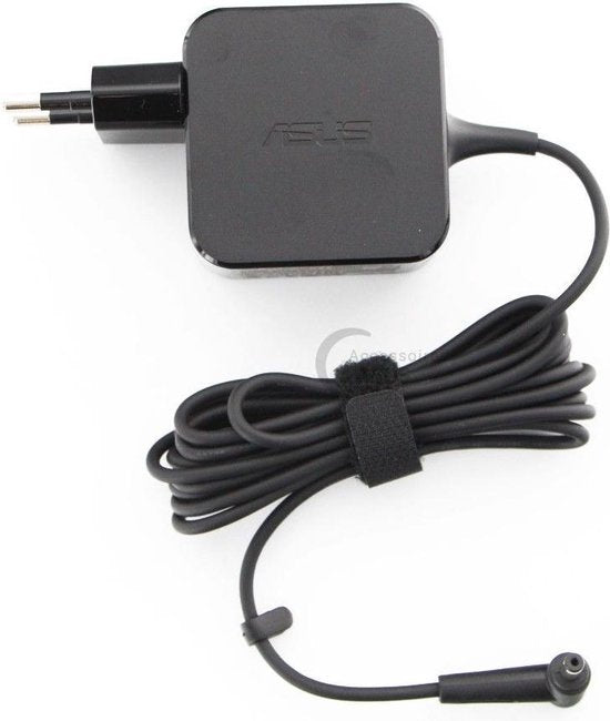 "Adapter ASUS 2.37A 45W 19V met 4mm pin" 
"ASUS Adapter 2.37A 45W 19V 4mm Pin"