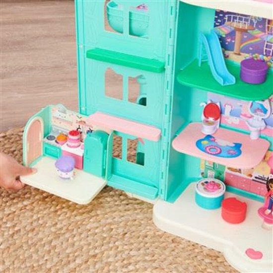Gabby's Poppenhuis - Cakey's Keuken-speelset
Gabby's Dollhouse - Cakey's Kitchen Playset