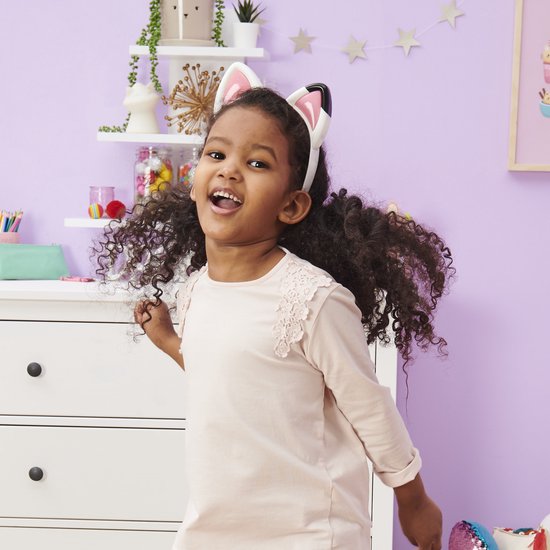 Natuurlijk! Hier is een herschreven versie van de titel in het Engels:
**"Gabby's Dollhouse Cat Ear Headband - Light-Up, Musical, and Sound Effects - Perfect for Imaginative Play"**
Deze titel is helder, aansprekend en benadrukt de belangrijkste voordelen van het product.