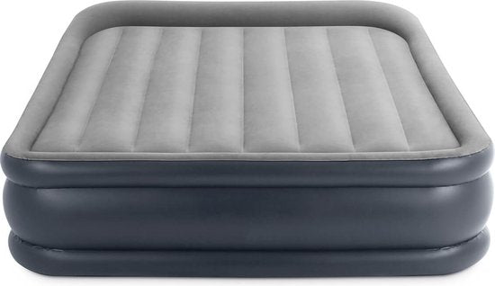 "Intex Queen Deluxe Pillow Rest Luchtbed met ingebouwde pomp - 203x152x42 cm" kan worden herschreven als "Comfortabel Intex Queen Deluxe Pillow Rest Luchtbed met ingebouwde pomp - 203x152x42 cm".
De Engelse productnaam zonder leestekens eromheen is "Intex Queen Deluxe Pillow Rest Airbed with Built-in Pump - 203x152x42 cm".
