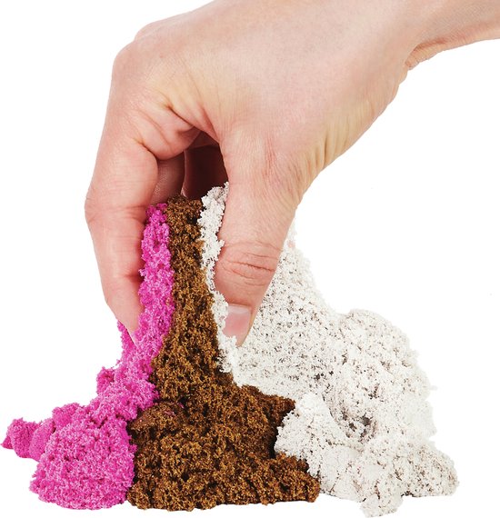 Kinetic Sand - IJstraktaties speelset met drie kleuren geurend zand - 510 gram - Sensorisch speelgoed
"Kinetic Sand - IJstraktaties speelset met geurend zand - 510g - Sensorisch speelgoed"
Translation: "Kinetic Sand - Ice Treats Playset with Scented Sand - 510g - Sensory Toy"