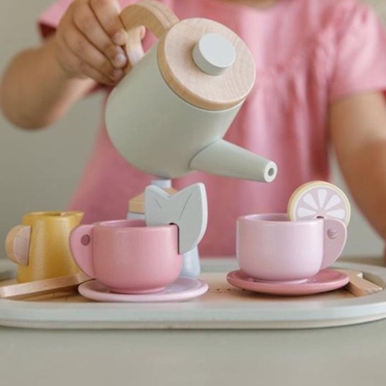 "Houten Theeservies van Little Dutch"
"Wooden Tea Set by Little Dutch"