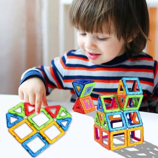 "Magnetisch Speelgoed - Voordeelset van 40 Stuks - Veilig en Leuk voor Kinderen"
"Magnetic Toys - 40-Piece Value Set - Safe and Fun for Kids"