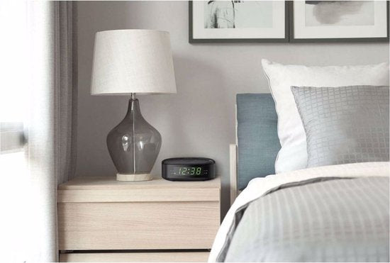"Philips TAR3205 - Digitale Klokradio - Zwart" 
"Philips TAR3205 Digital Clock Radio Black"