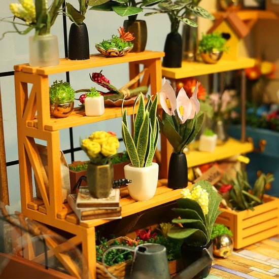 "Robotime Model Building Miniature Kit - Cathy's Flower House - Wood/Paper/Plastic - 195mm (H) x 175mm (W) x 175mm (D) - with Light"
Product Name in English: "Cathy's Flower House"