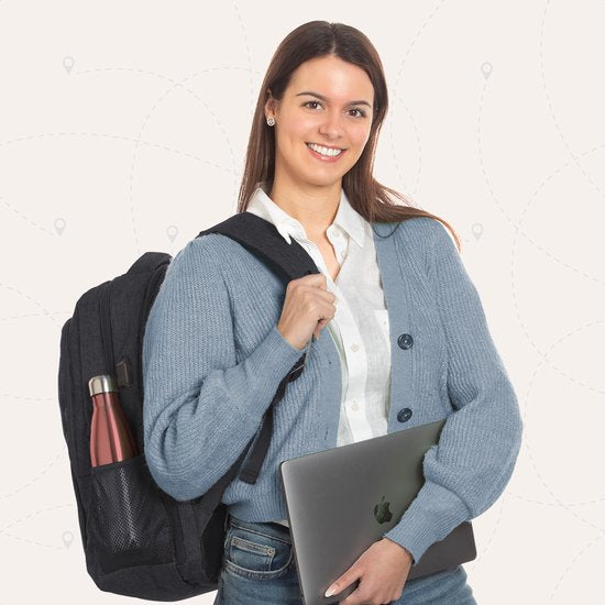 "Zwarte TRVLMORE Rugzak - 36L - 17,3 inch - Laptop Rugtas - Schooltas - Unisex - Spatwaterdicht - Levenslange Garantie"
Productnaam in het Engels: TRVLMORE Backpack