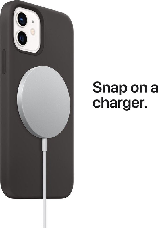 "Apple MagSafe Draadloze Oplader" kan worden herschreven als "Draadloze Oplader van Apple MagSafe". De Engelse productnaam zou dan zijn: "Apple MagSafe Wireless Charger".