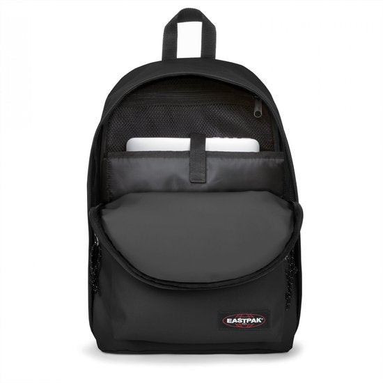 "Eastpak OUT OF OFFICE Rugzak - Black, 27 Liter, 13.3 inch laptopvak"

Productnaam in het Engels: Eastpak OUT OF OFFICE Backpack