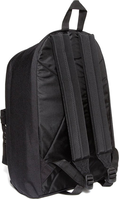 Natuurlijk! Hier is een herschreven versie van de titel in het Engels:

**"Eastpak OUT OF OFFICE Backpack - 27L, 13.3" Laptop Compartment - Sleek Black Design"**

Deze titel benadrukt de belangrijkste kenmerken van het product en gebruikt krachtige woorden om het aantrekkelijker te maken voor klanten.