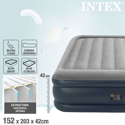 "Intex Queen Deluxe Pillow Rest Luchtbed met ingebouwde pomp - 203x152x42 cm" kan worden herschreven als "Comfortabel Intex Queen Deluxe Pillow Rest Luchtbed met ingebouwde pomp - 203x152x42 cm".

De Engelse productnaam zonder leestekens eromheen is "Intex Queen Deluxe Pillow Rest Airbed with Built-in Pump - 203x152x42 cm".