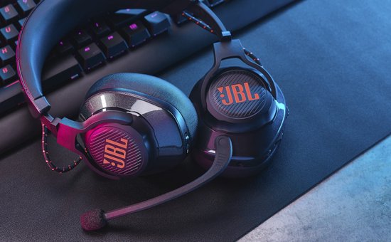 JBL Quantum 610 Wireless Gaming Headset - Immersive Over-Ear Sound - Multi-Platform Compatibility (PS4/PS5, Xbox, PC, Switch) - Sleek Black