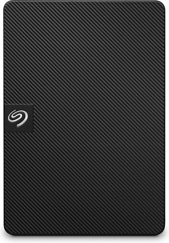 "Seagate Expansion USB 3.0 - Externe Harde Schijf - 1 TB - Zwart" kan worden herschreven als "Seagate Expansion USB 3.0 External Hard Drive - 1TB - Black". De Engelse productnaam zonder leestekens is "Seagate Expansion USB 3.0 External Hard Drive 1TB Black".